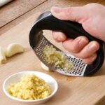 Manual Garlic Press Crusher